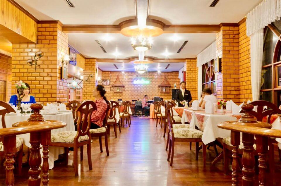 Nakhonratchasima Hermitage Hotel Korat-Sha מראה חיצוני תמונה