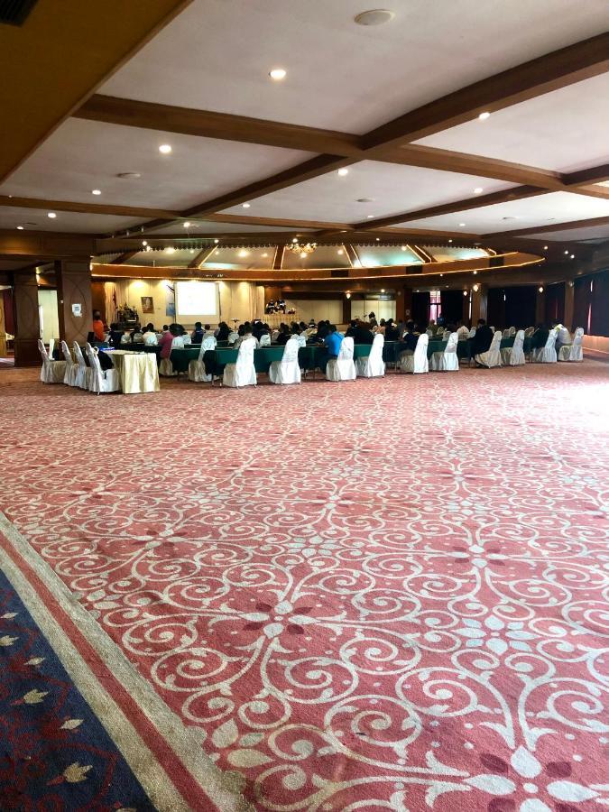 Nakhonratchasima Hermitage Hotel Korat-Sha מראה חיצוני תמונה