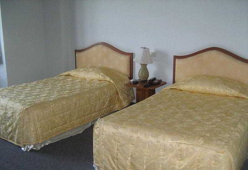 Nakhonratchasima Hermitage Hotel Korat-Sha מראה חיצוני תמונה
