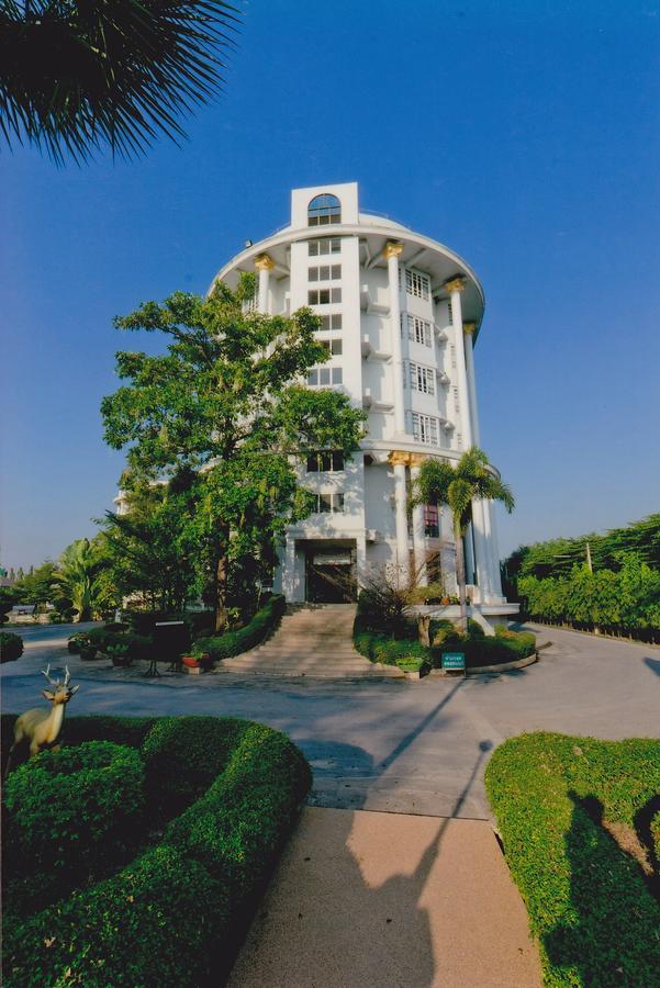 Nakhonratchasima Hermitage Hotel Korat-Sha מראה חיצוני תמונה